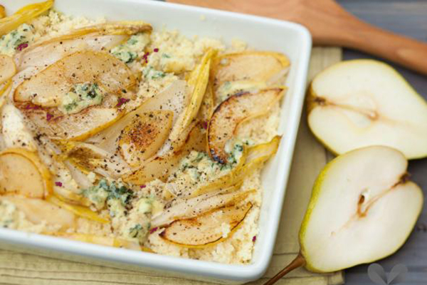 Gratin d'endives au couscous poires lardons et Roquefort
